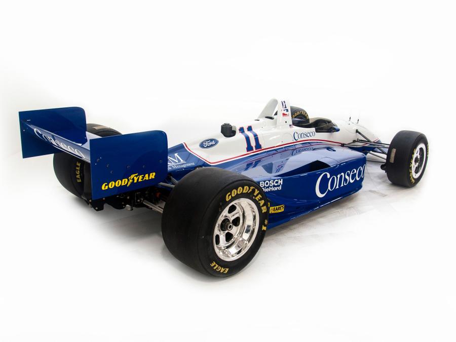  Lola T95/00 1995 года  (фото 2 из 3)